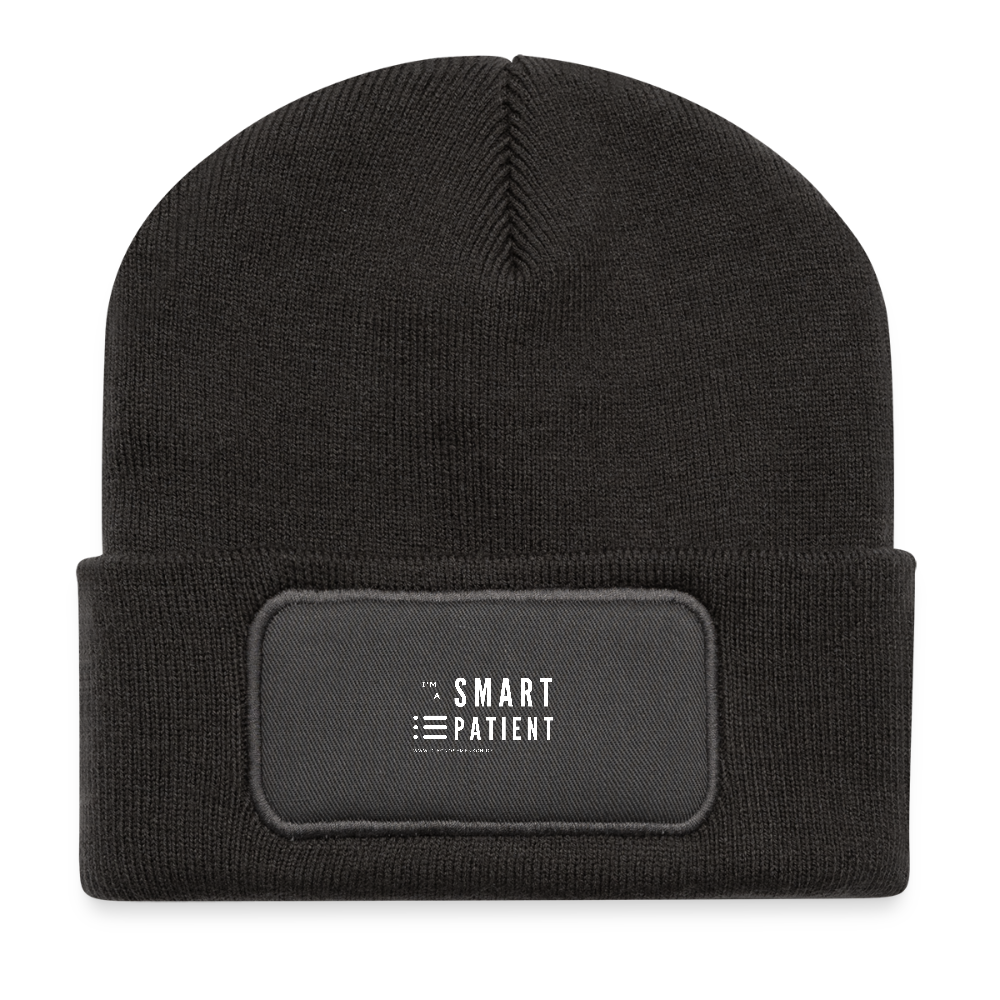 Recycelte Patch Beanie "I'm a smart patient" - Trendy - Dunkelgrau