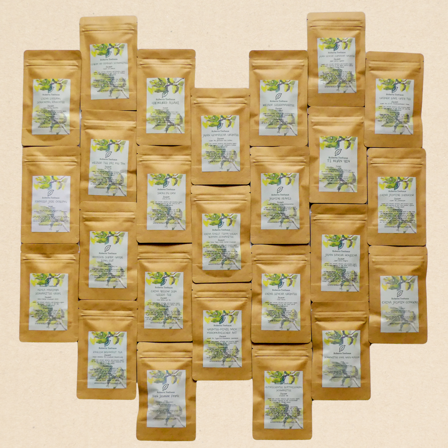 Probierpaket: Von jeder der 25 angebotenen Teesorten 20 Gramm