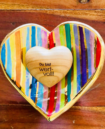 Handschmeichler Holzherzaus Obstholz  "Du bist wertvoll!"